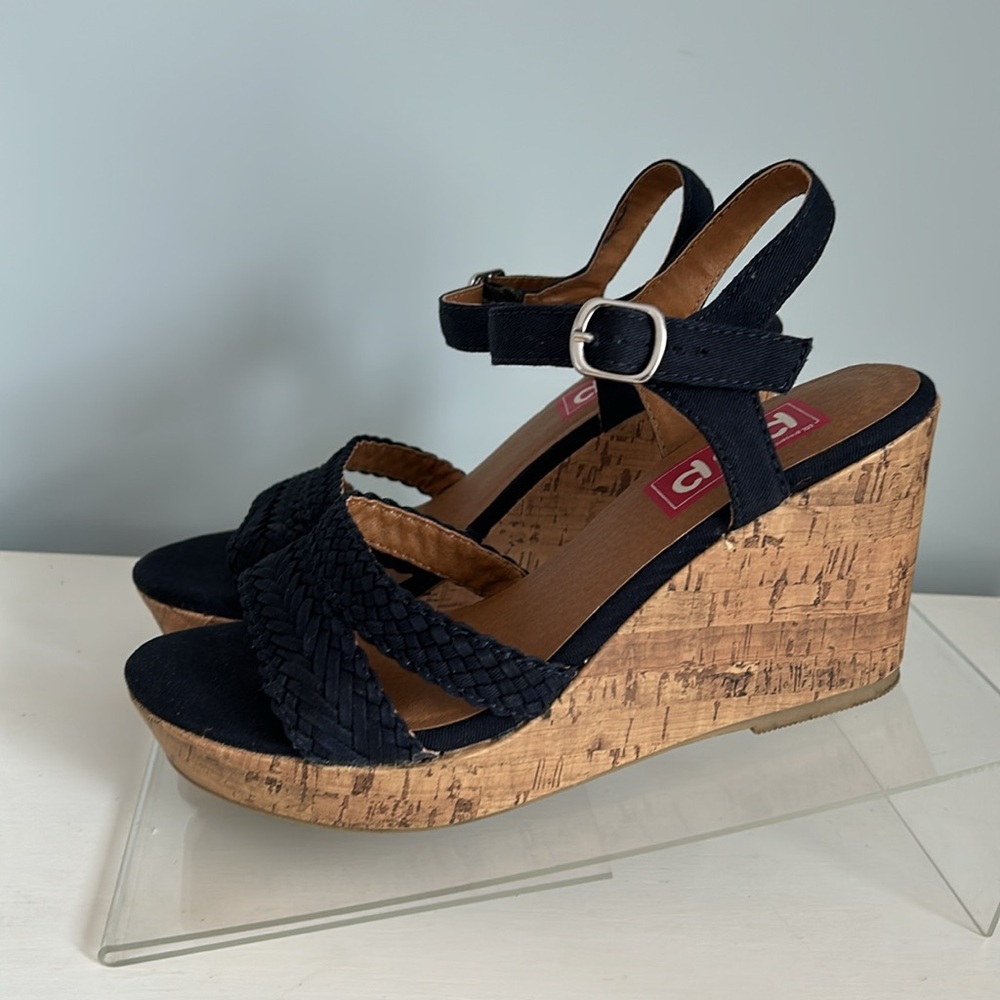 (EUC) POP Navy Wedge Sandals (9)